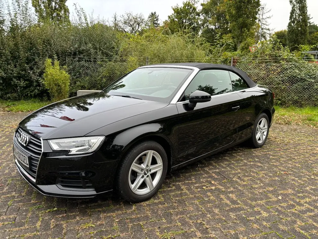 Photo 1 : Audi A3 2020 Petrol