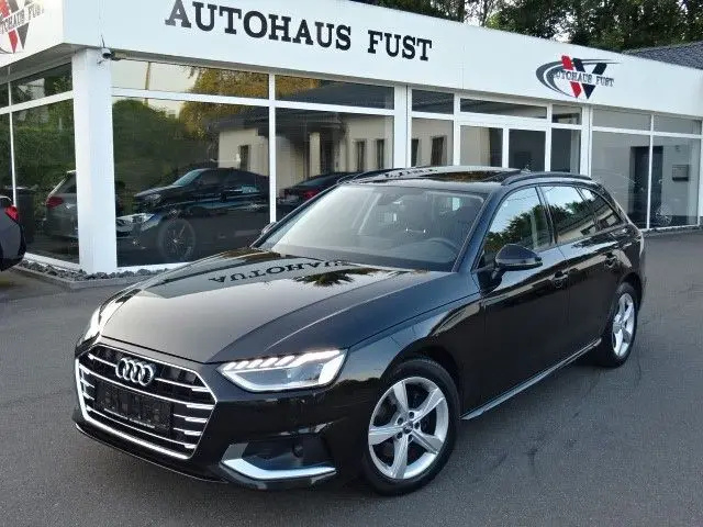 Photo 1 : Audi A4 2019 Diesel