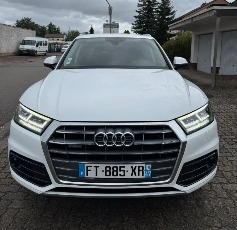 Photo 1 : Audi Q5 2019 Diesel