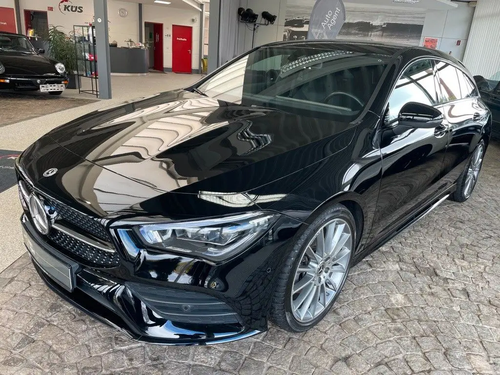 Photo 1 : Mercedes-benz Classe Cla 2022 Petrol