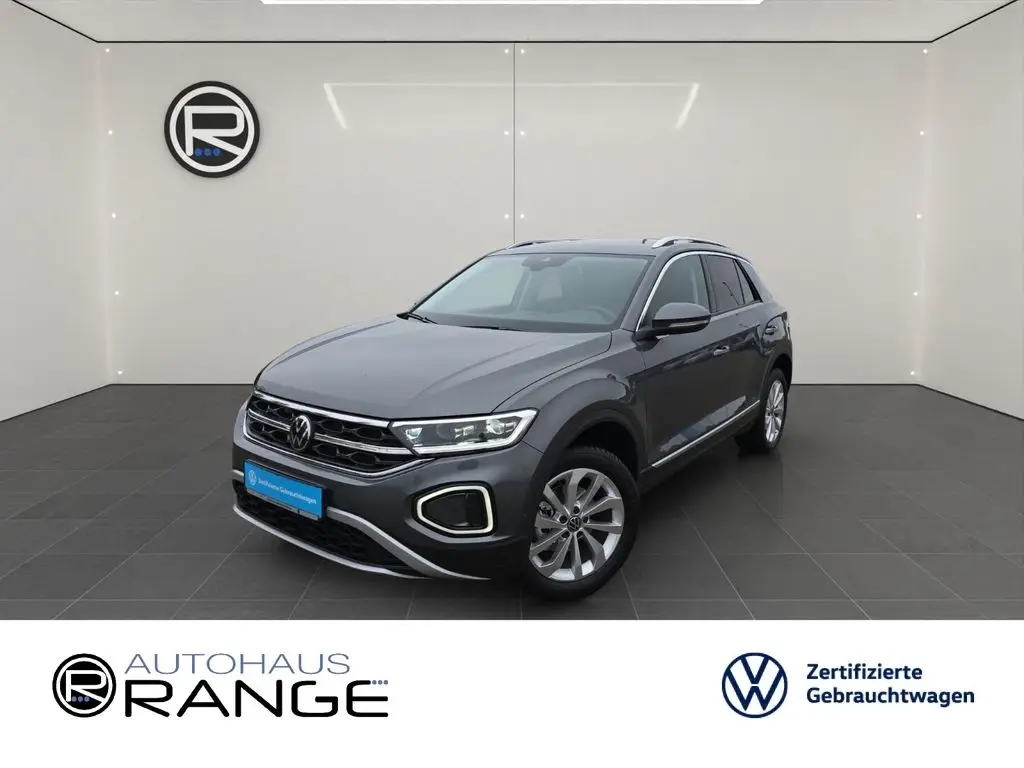 Photo 1 : Volkswagen T-roc 2023 Essence