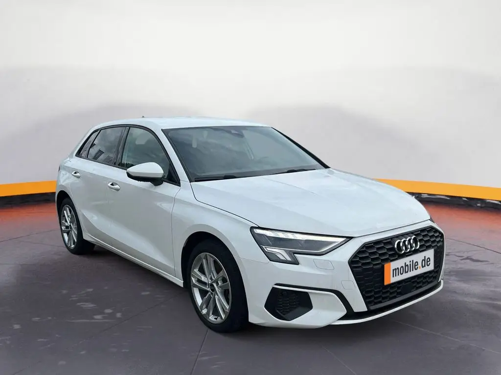 Photo 1 : Audi A3 2022 Hybrid