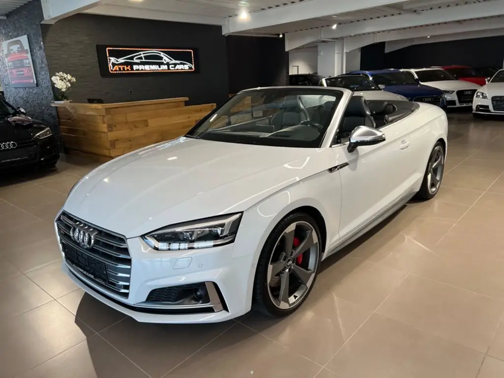 Photo 1 : Audi S5 2018 Essence