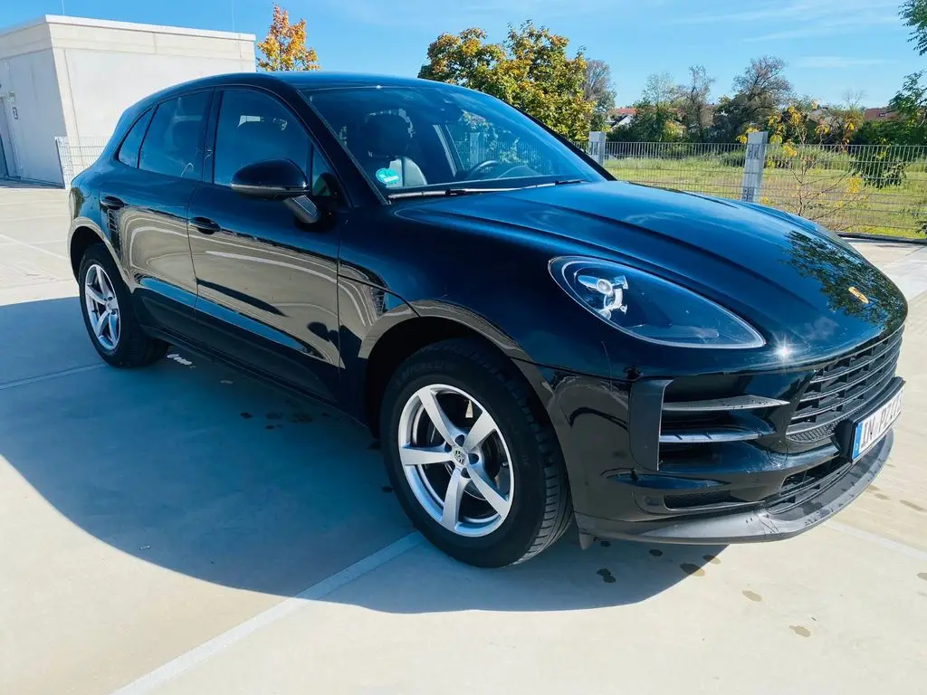 Photo 1 : Porsche Macan 2020 Essence