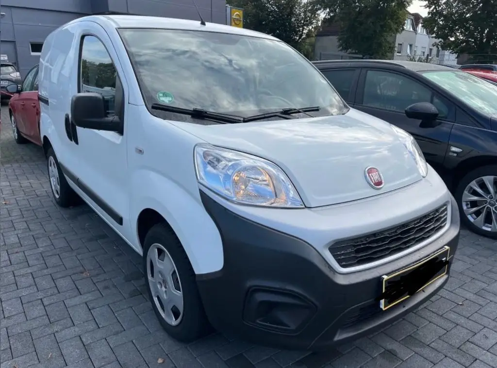 Photo 1 : Fiat Fiorino 2019 Petrol