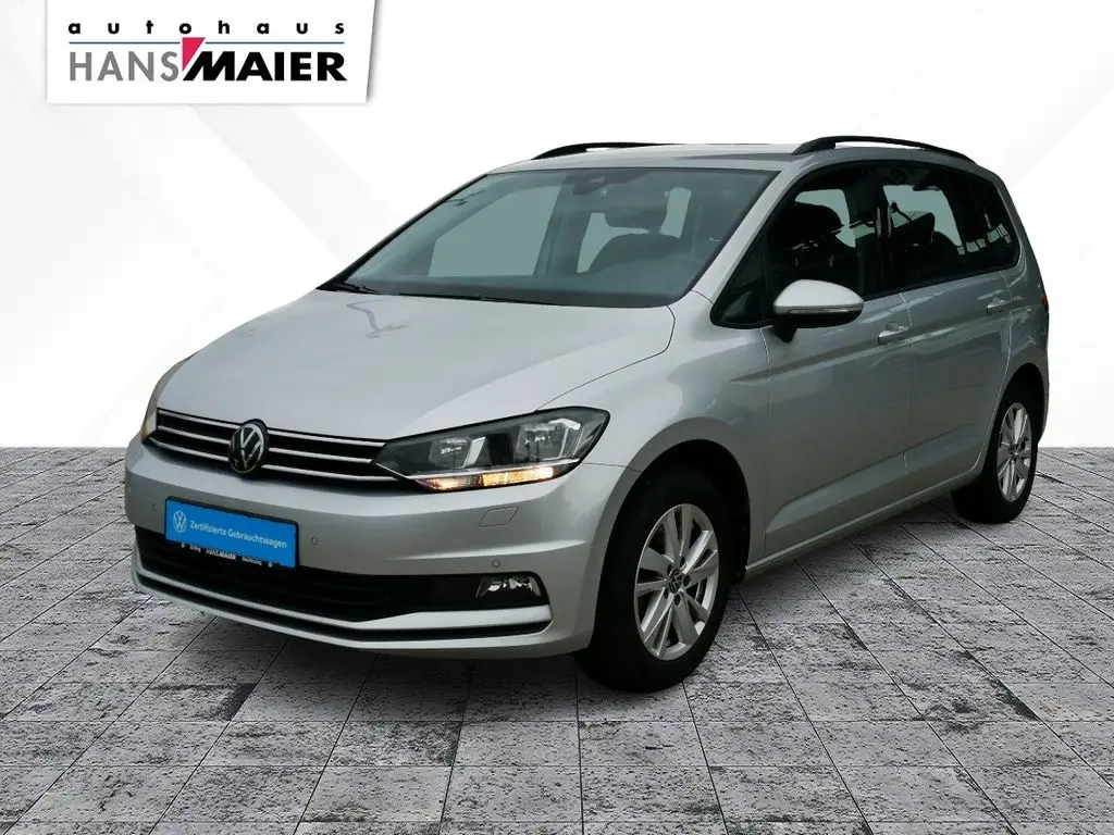 Photo 1 : Volkswagen Touran 2023 Petrol