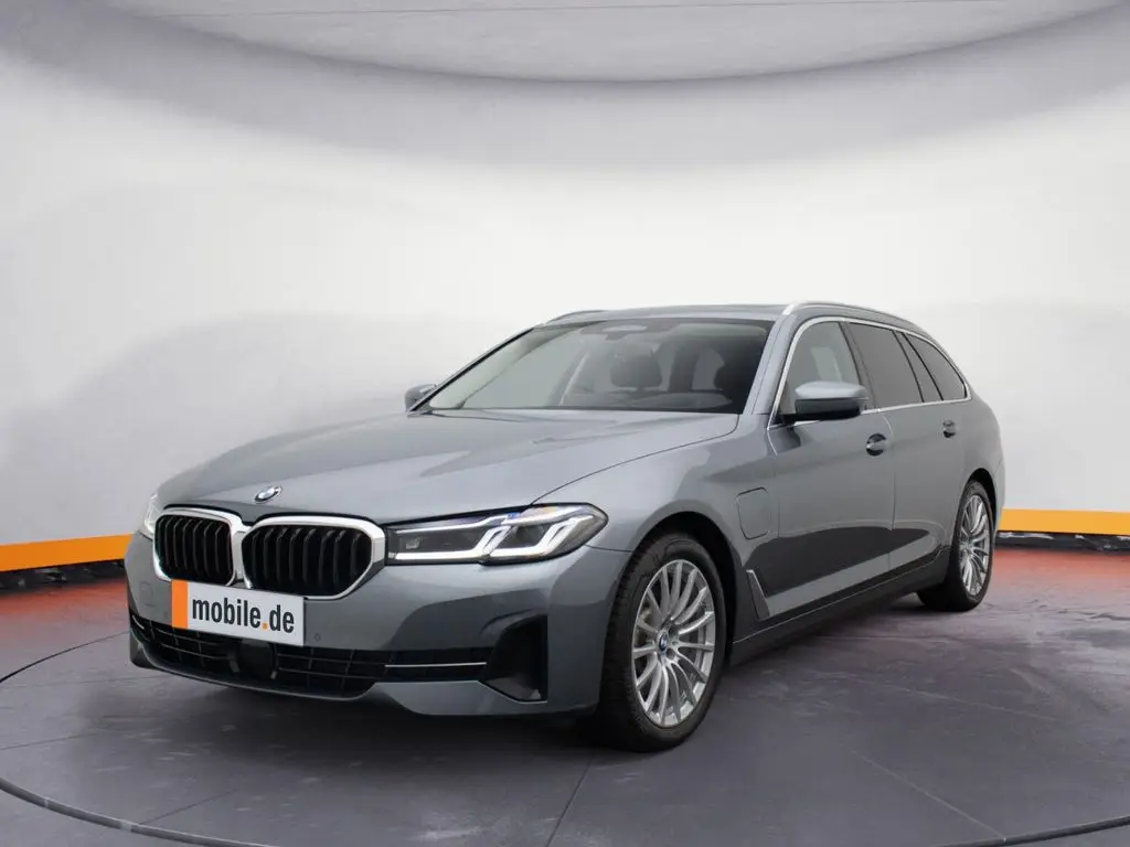 Photo 1 : Bmw Serie 5 2021 Hybrid