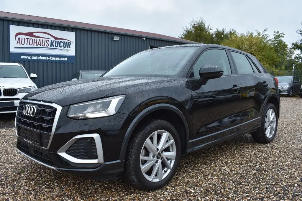 Photo 1 : Audi Q2 2021 Petrol