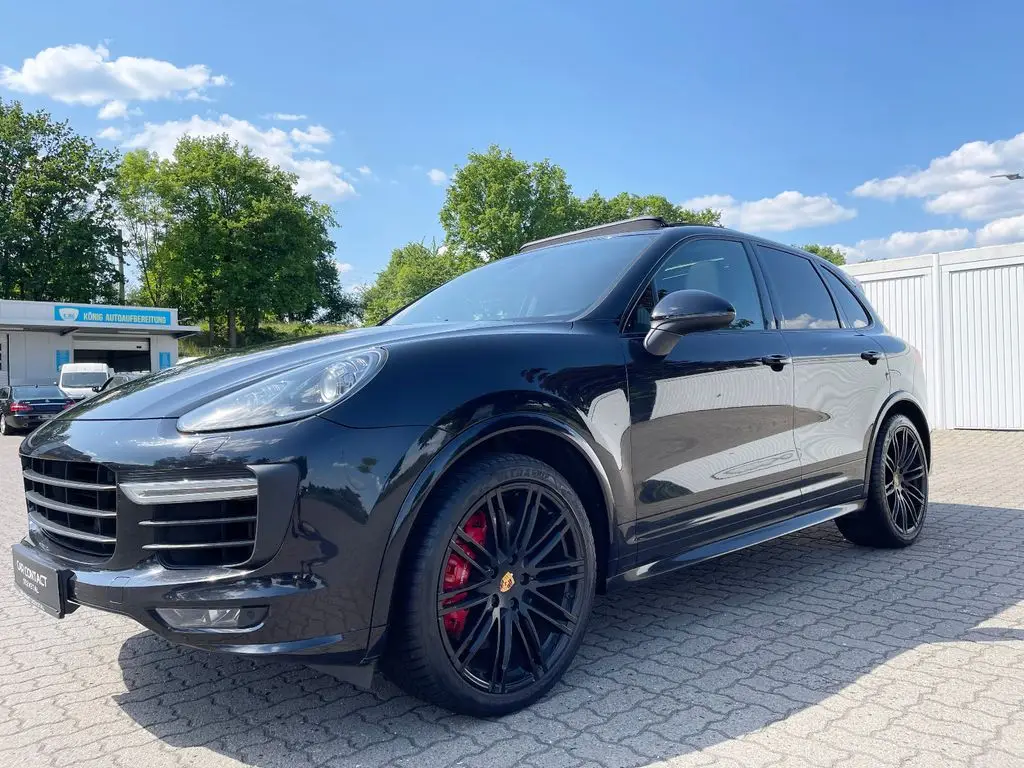 Photo 1 : Porsche Cayenne 2015 Petrol