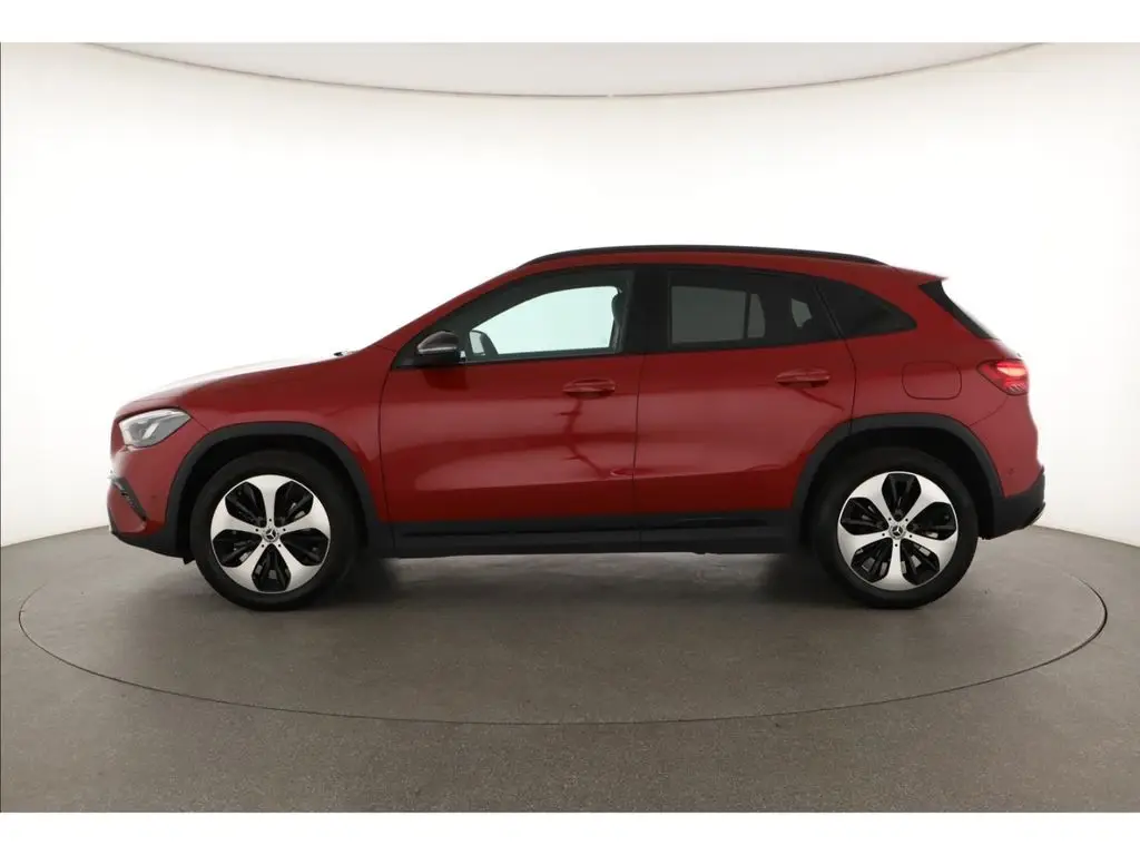 Photo 1 : Mercedes-benz Classe Gla 2024 Essence