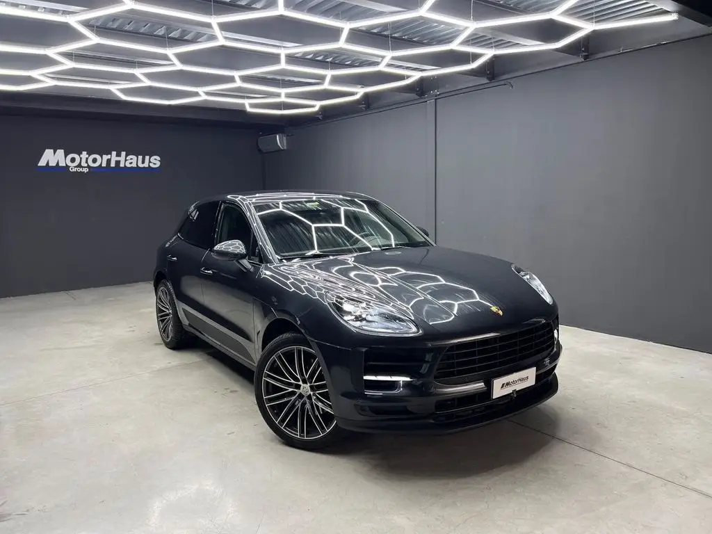 Photo 1 : Porsche Macan 2019 Essence