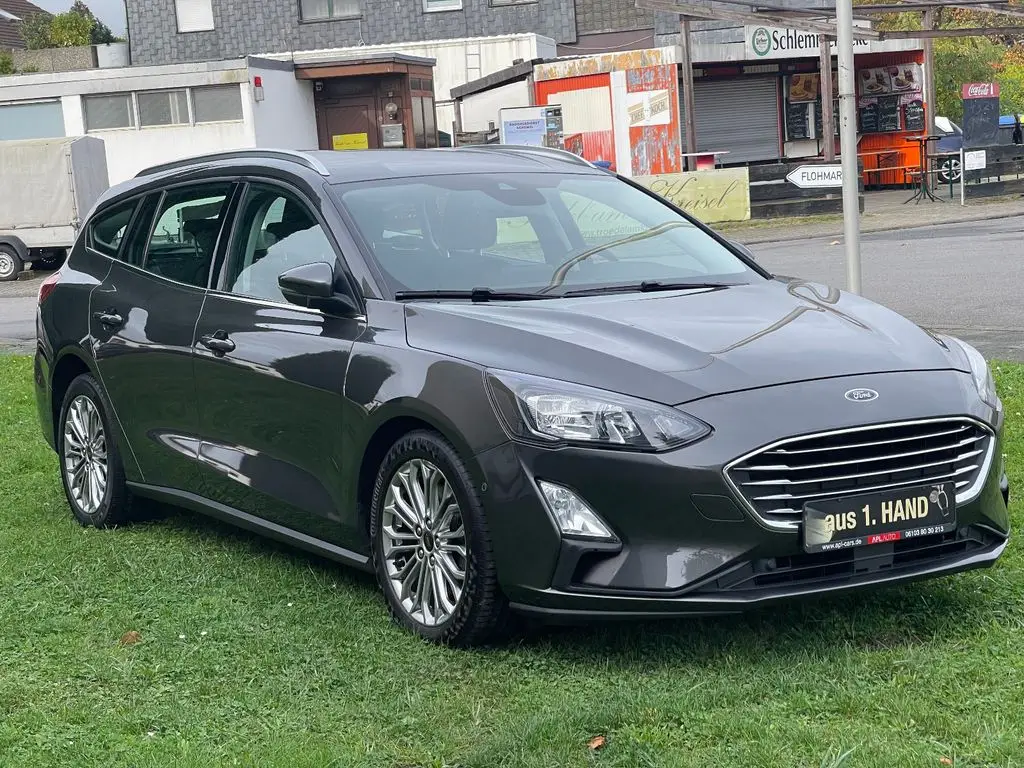 Photo 1 : Ford Focus 2021 Diesel