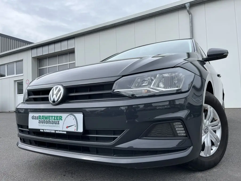 Photo 1 : Volkswagen Polo 2020 Petrol