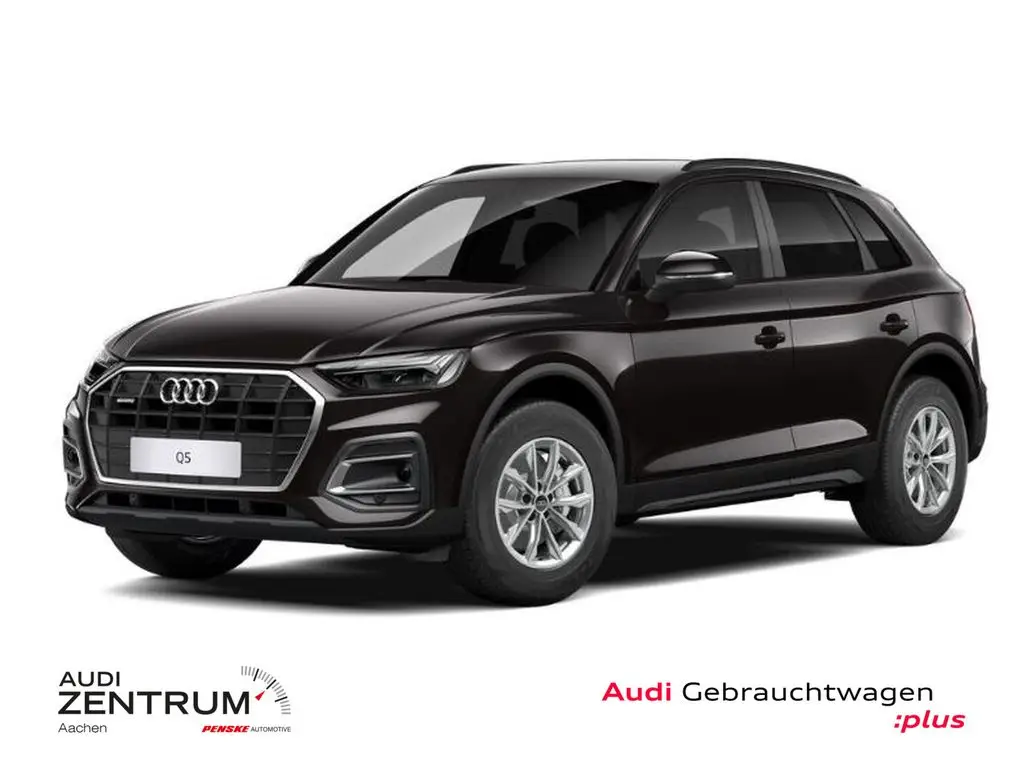 Photo 1 : Audi Q5 2022 Petrol