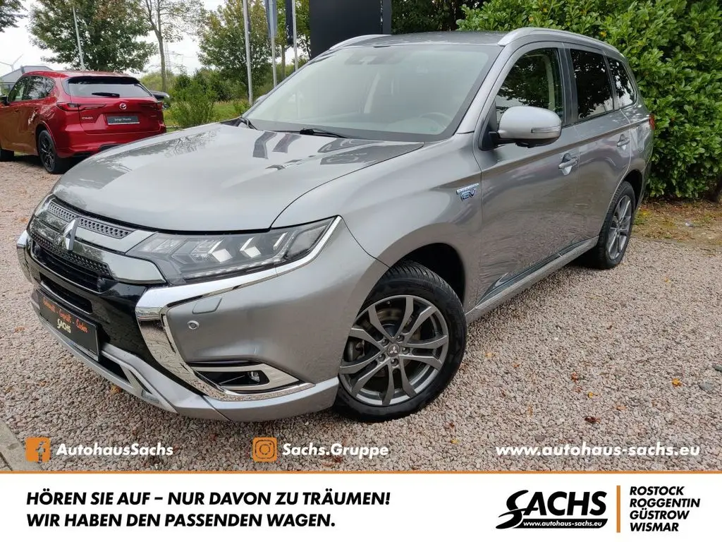 Photo 1 : Mitsubishi Outlander 2019 Hybride