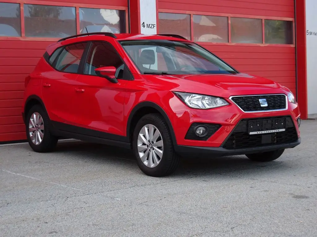 Photo 1 : Seat Arona 2020 Petrol