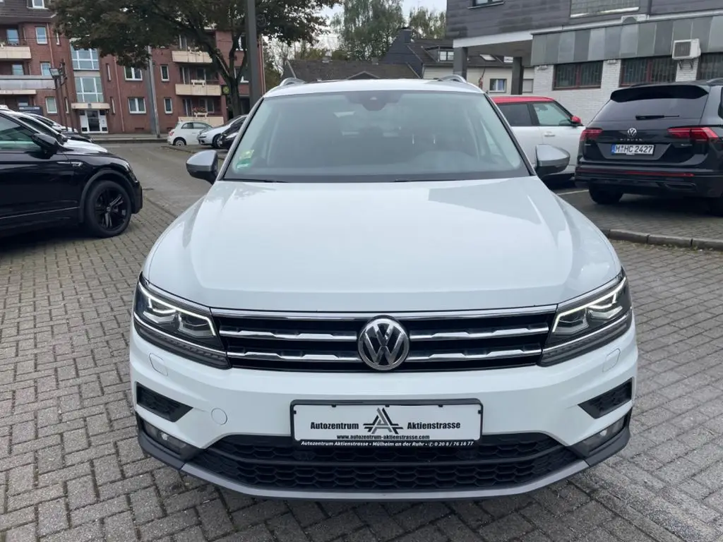 Photo 1 : Volkswagen Tiguan 2019 Essence