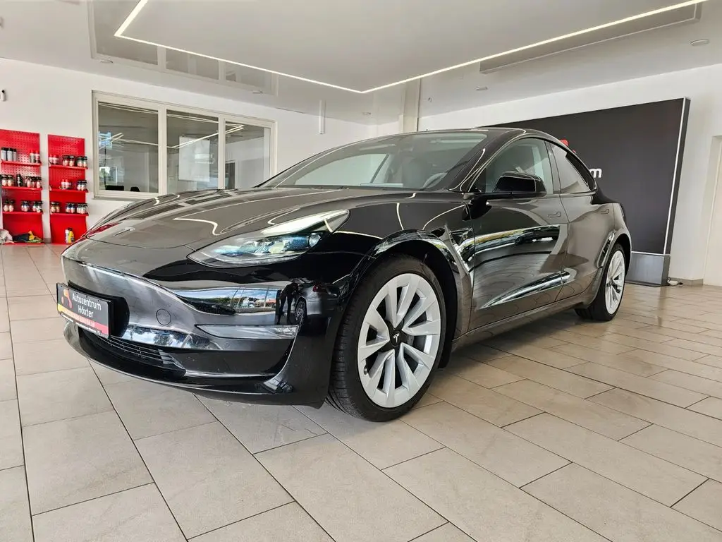 Photo 1 : Tesla Model 3 2022 Non renseigné