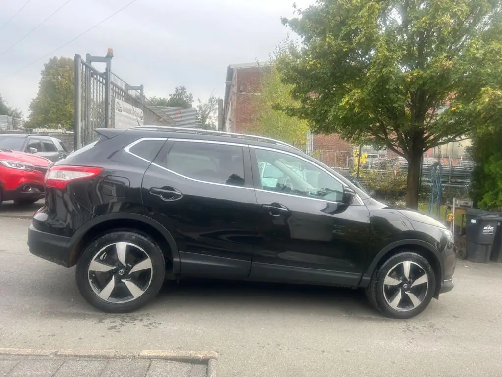 Photo 1 : Nissan Qashqai 2016 Diesel