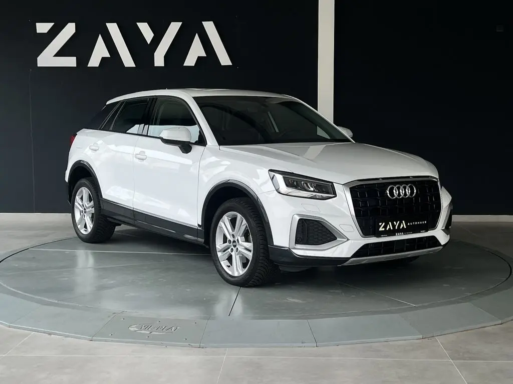 Photo 1 : Audi Q2 2021 Diesel