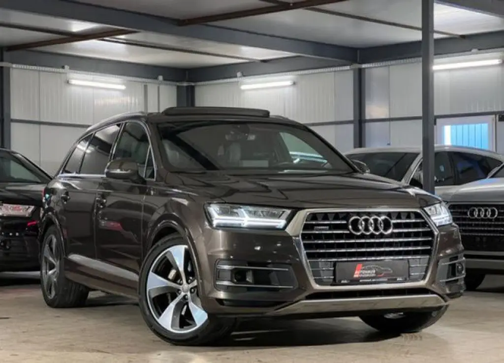 Photo 1 : Audi Q7 2015 Diesel