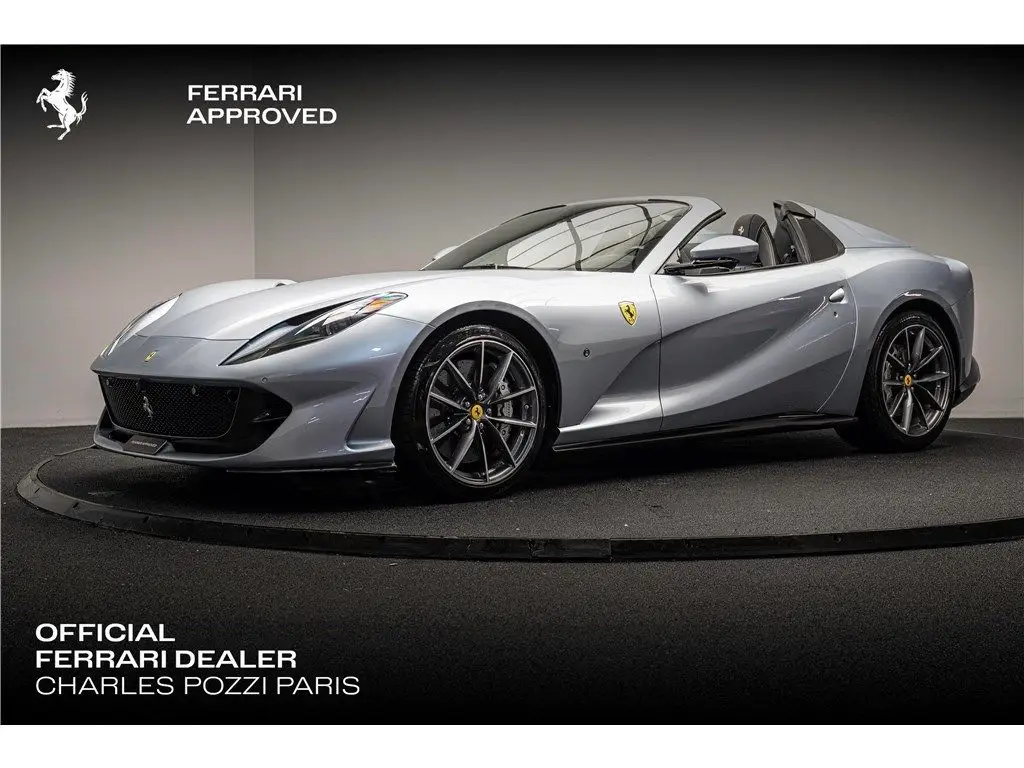 Photo 1 : Ferrari 812 2023 Petrol