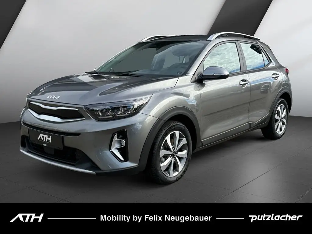 Photo 1 : Kia Stonic 2023 Essence