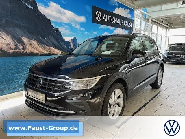 Photo 1 : Volkswagen Tiguan 2024 Essence