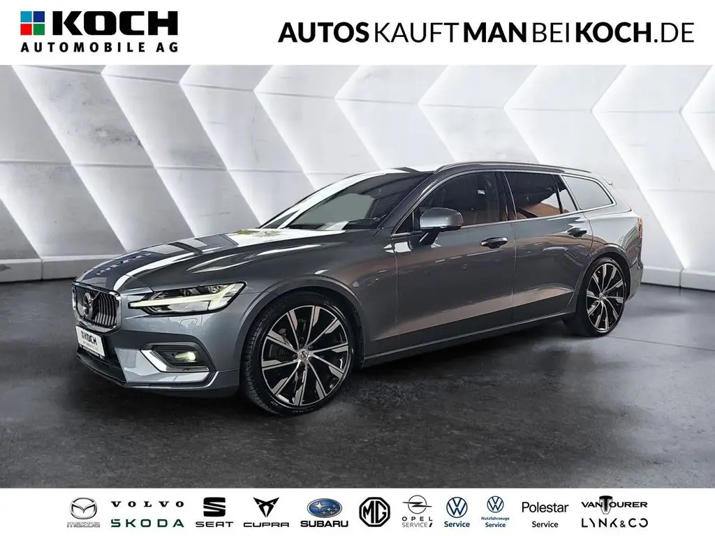 Photo 1 : Volvo V60 2019 Petrol