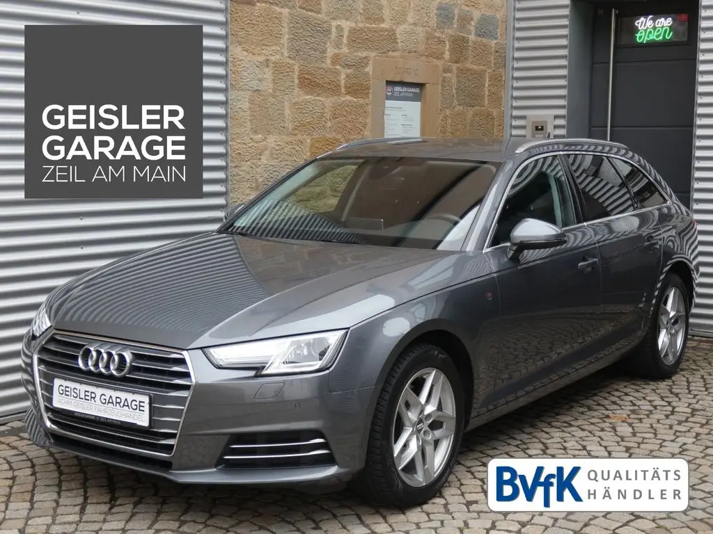 Photo 1 : Audi A4 2018 Diesel