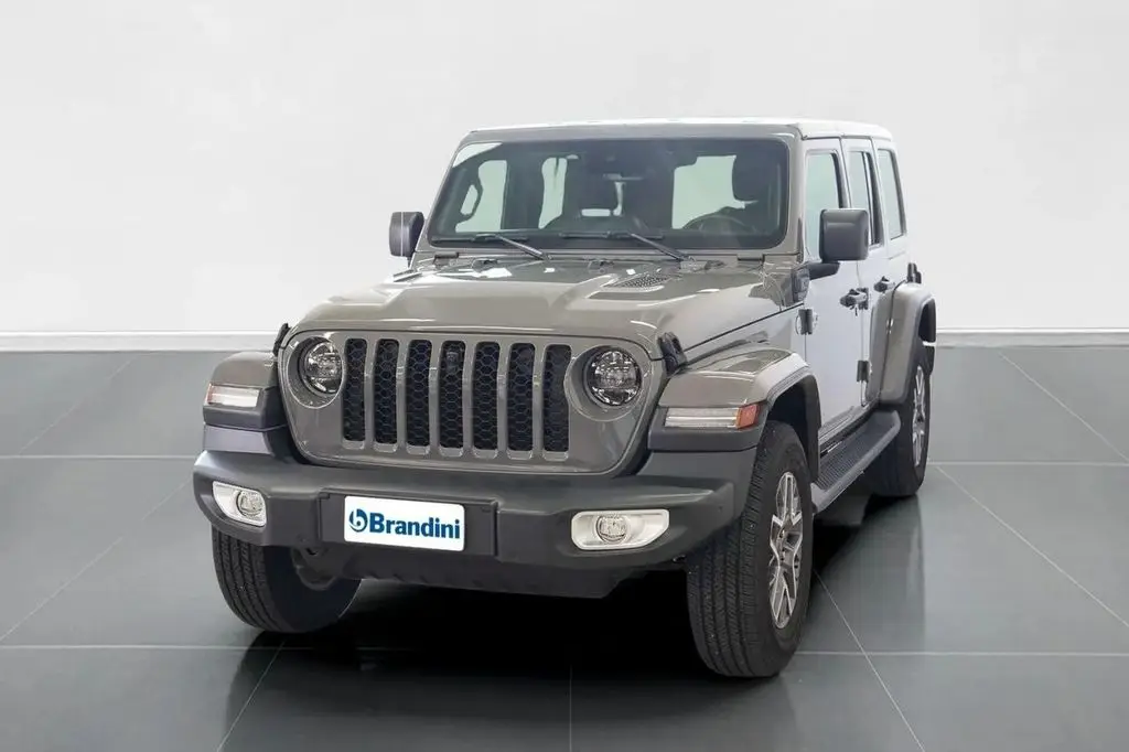 Photo 1 : Jeep Wrangler 2023 Hybrid