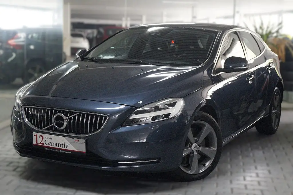 Photo 1 : Volvo V40 2017 Diesel