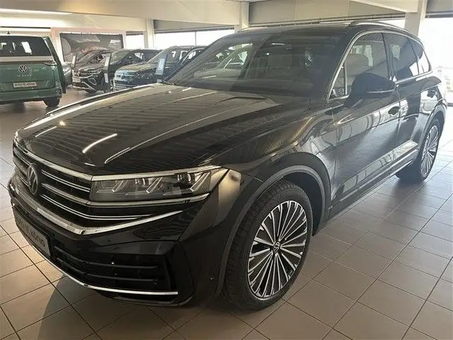 Photo 1 : Volkswagen Touareg 2024 Diesel