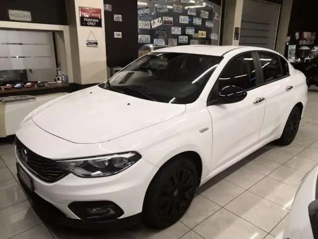 Photo 1 : Fiat Tipo 2017 Petrol