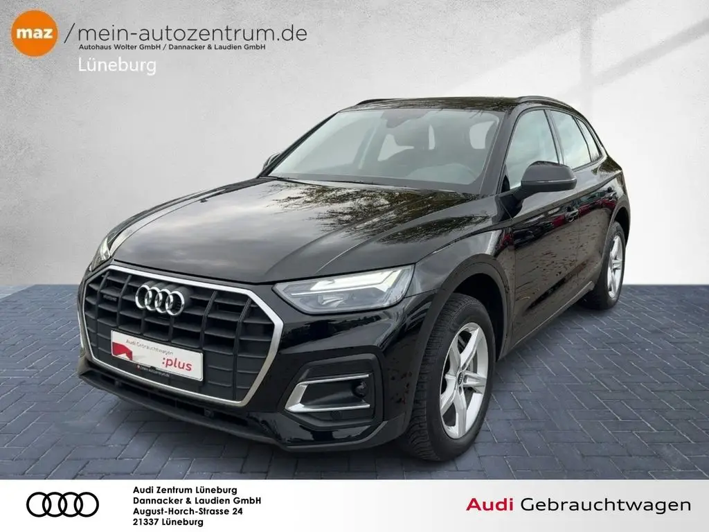 Photo 1 : Audi Q5 2021 Hybride