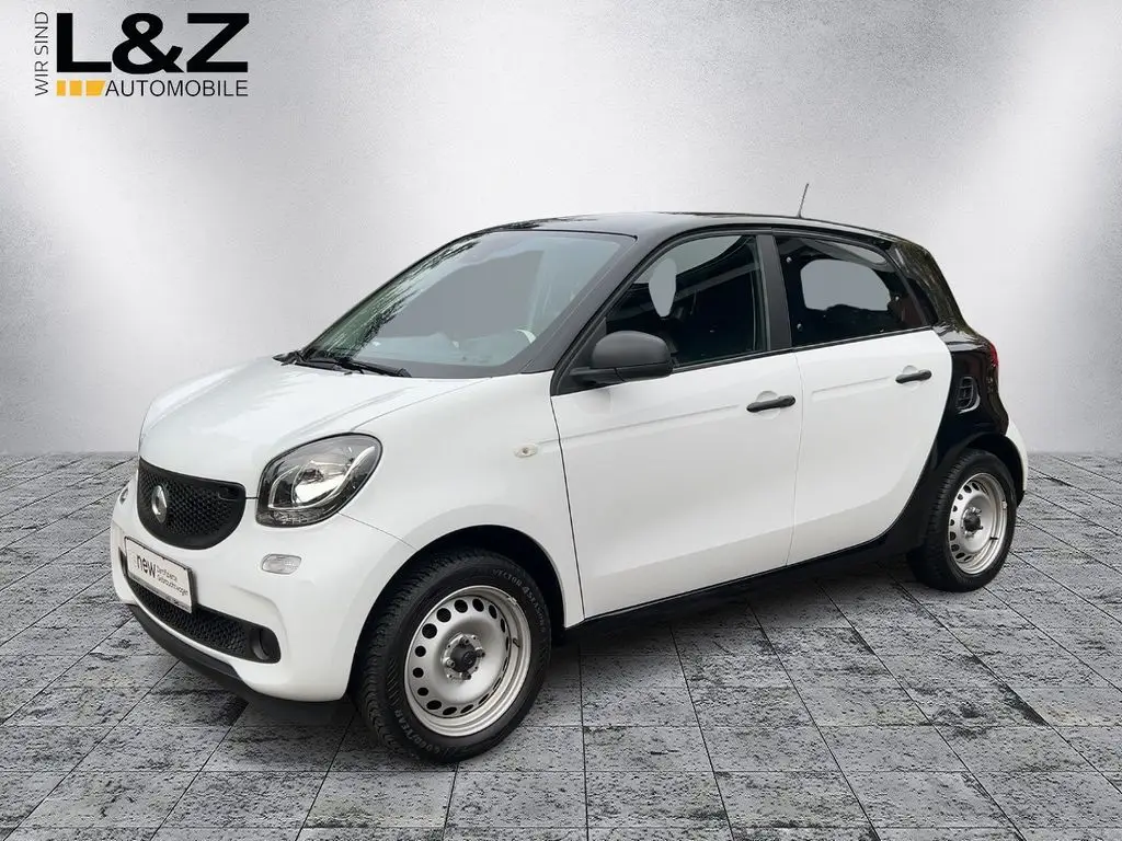 Photo 1 : Smart Forfour 2019 Petrol