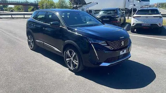 Photo 1 : Peugeot 3008 2024 Non renseigné