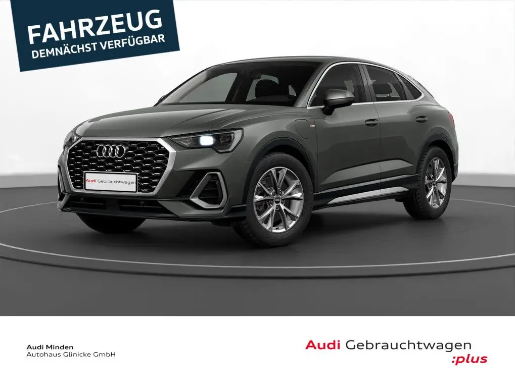 Photo 1 : Audi Q3 2024 Hybrid