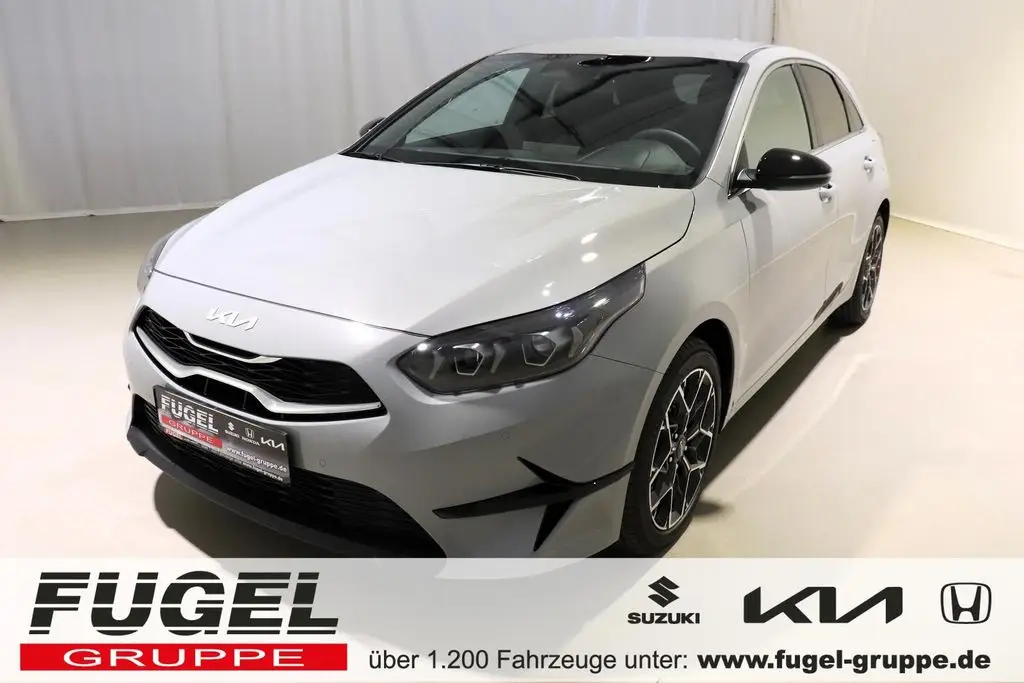 Photo 1 : Kia Ceed 2024 Petrol