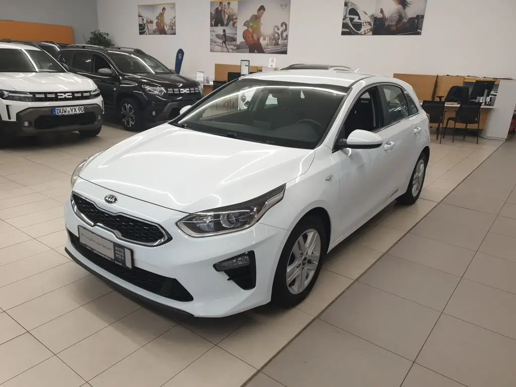 Photo 1 : Kia Ceed 2018 Essence