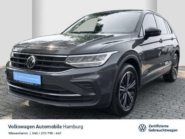 Photo 1 : Volkswagen Tiguan 2021 Essence