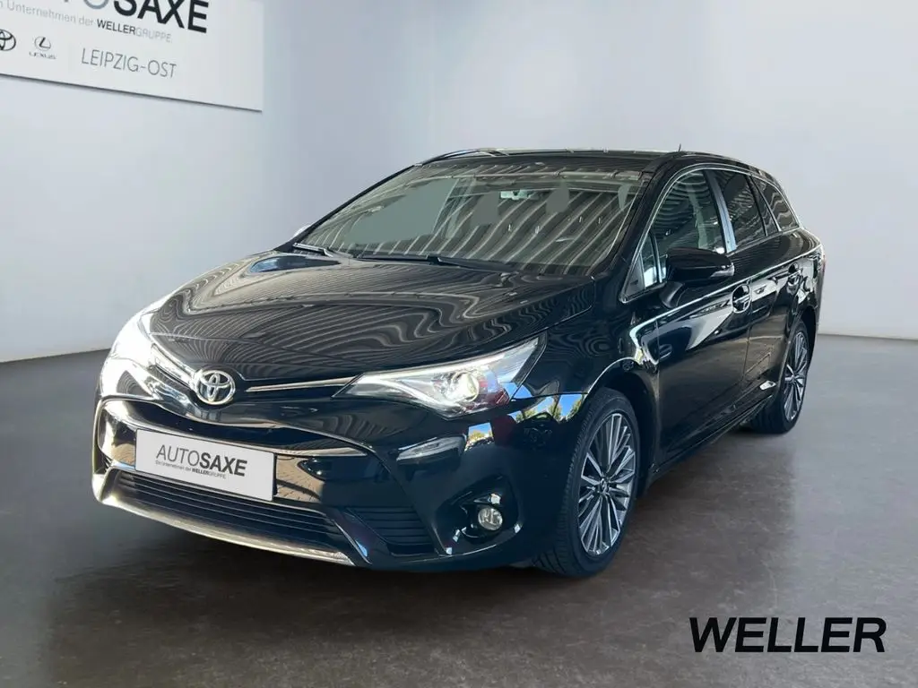 Photo 1 : Toyota Avensis 2018 Essence