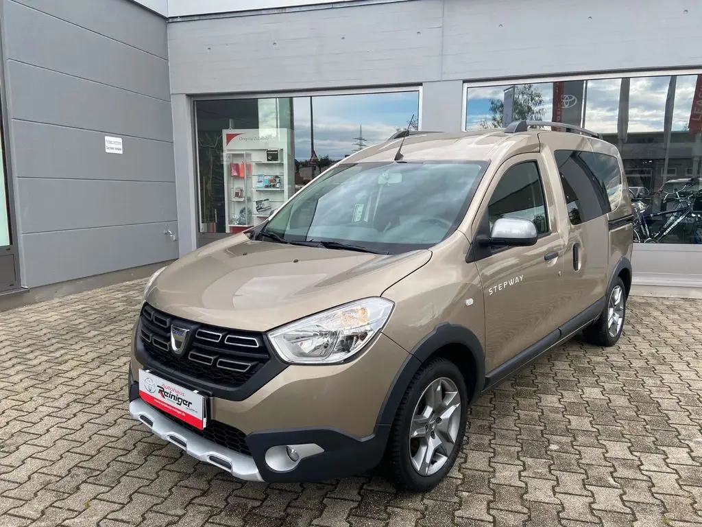 Photo 1 : Dacia Dokker 2019 Petrol