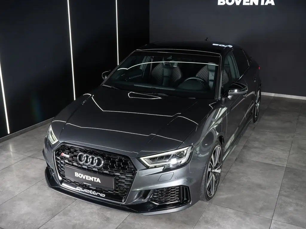 Photo 1 : Audi Rs3 2019 Essence