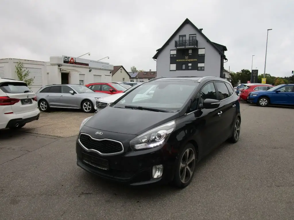 Photo 1 : Kia Carens 2016 Diesel