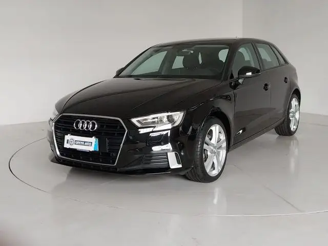 Photo 1 : Audi A3 2019 Diesel