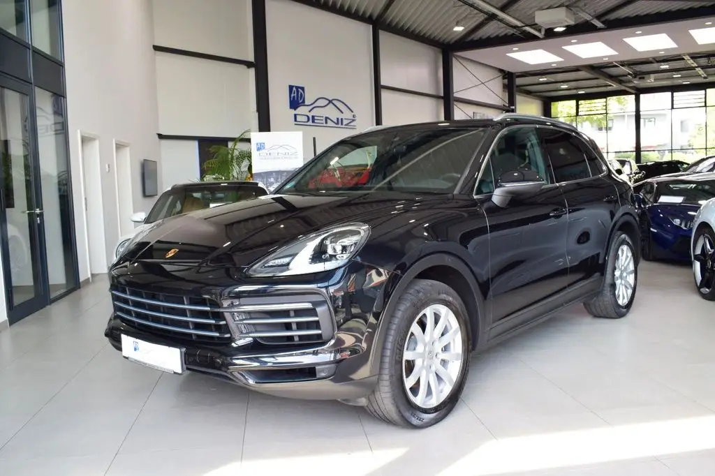 Photo 1 : Porsche Cayenne 2019 Essence