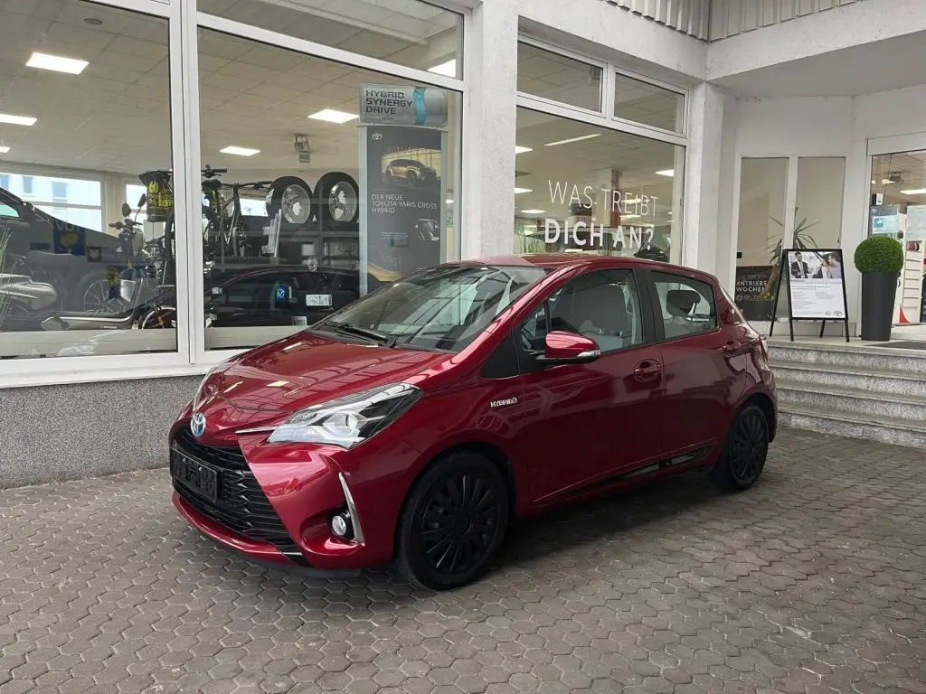 Photo 1 : Toyota Yaris 2017 Hybride