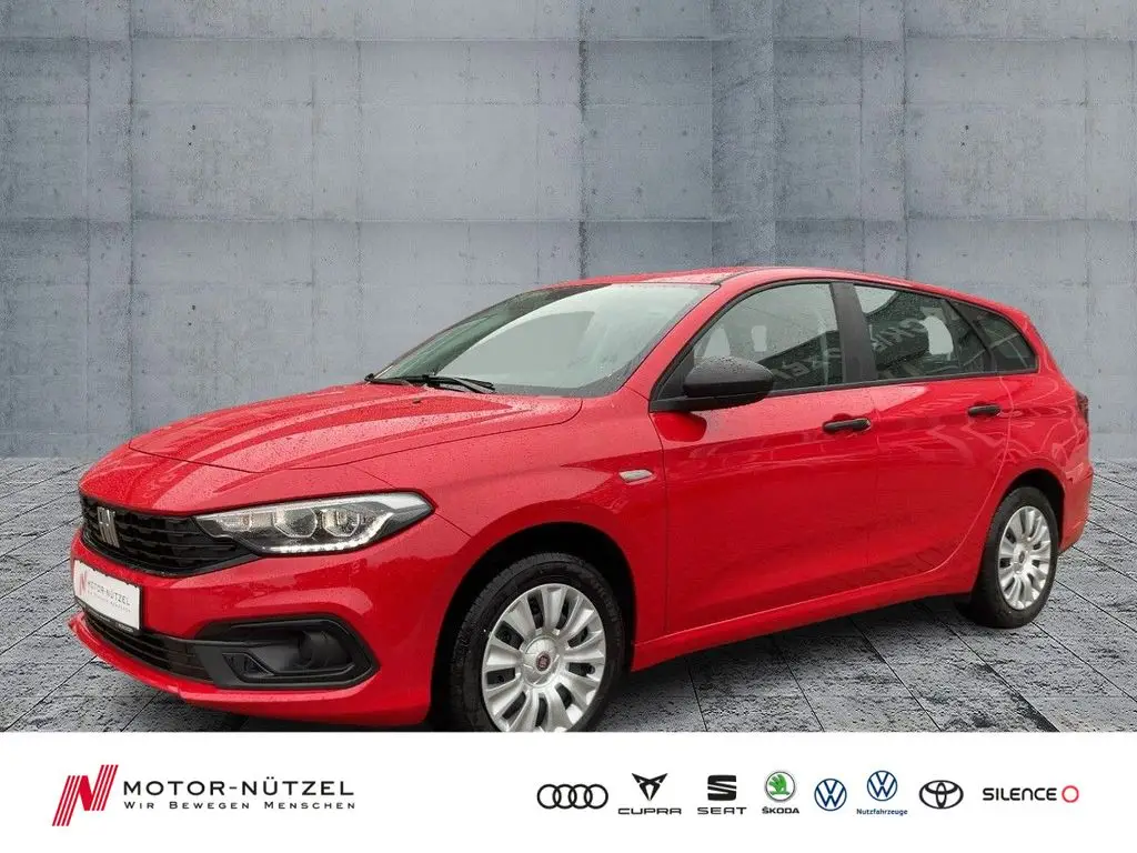 Photo 1 : Fiat Tipo 2024 Petrol