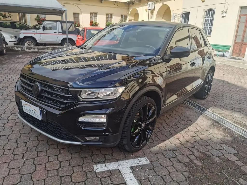 Photo 1 : Volkswagen T-roc 2018 Essence